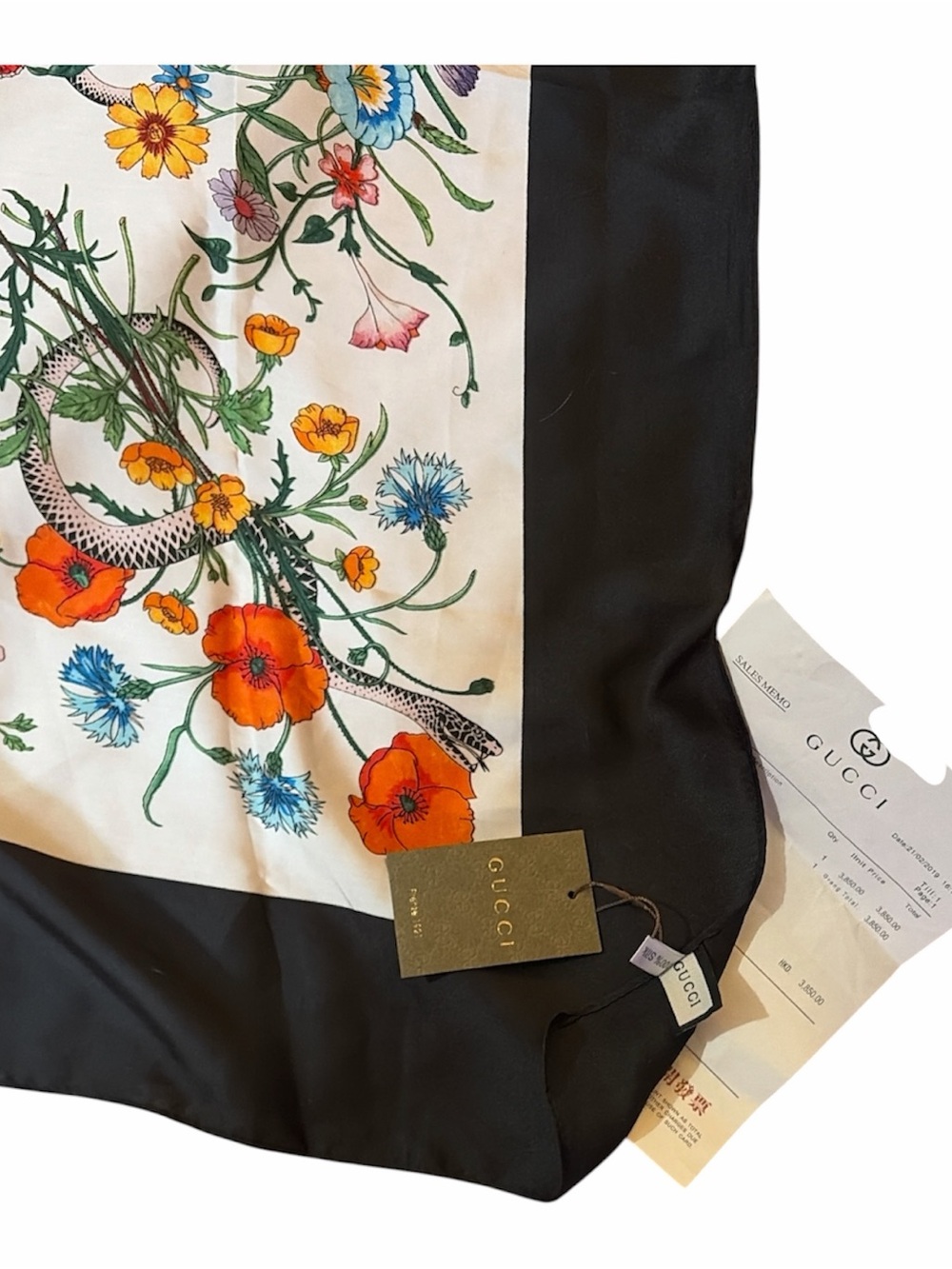 Gucci Flora Snake 100% Silk Scarf - Picture 4 of 16